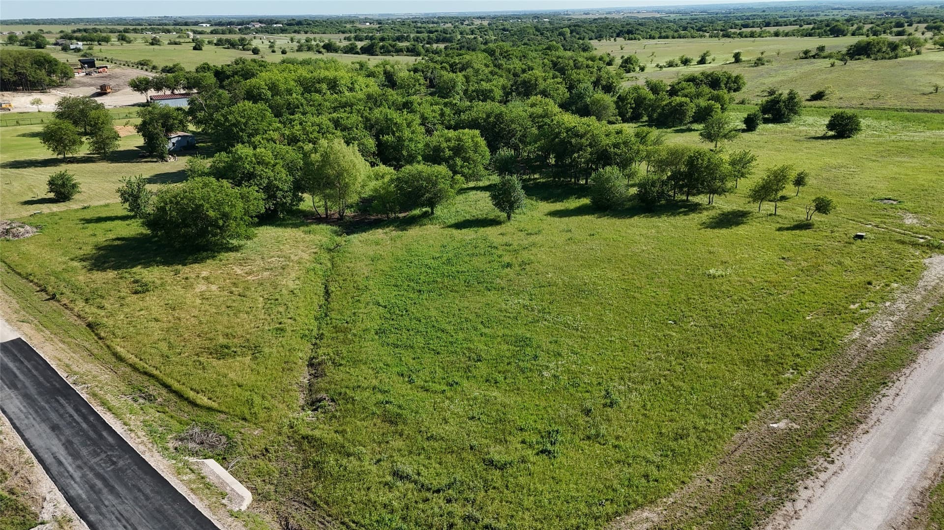 2 acres in Hill County - photo 2
