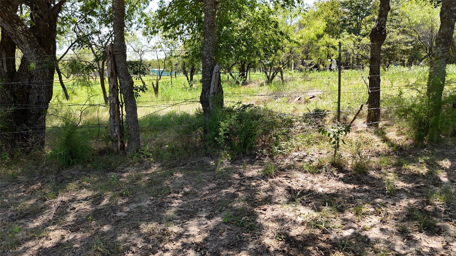 2.98 acres in Navarro County - photo 33