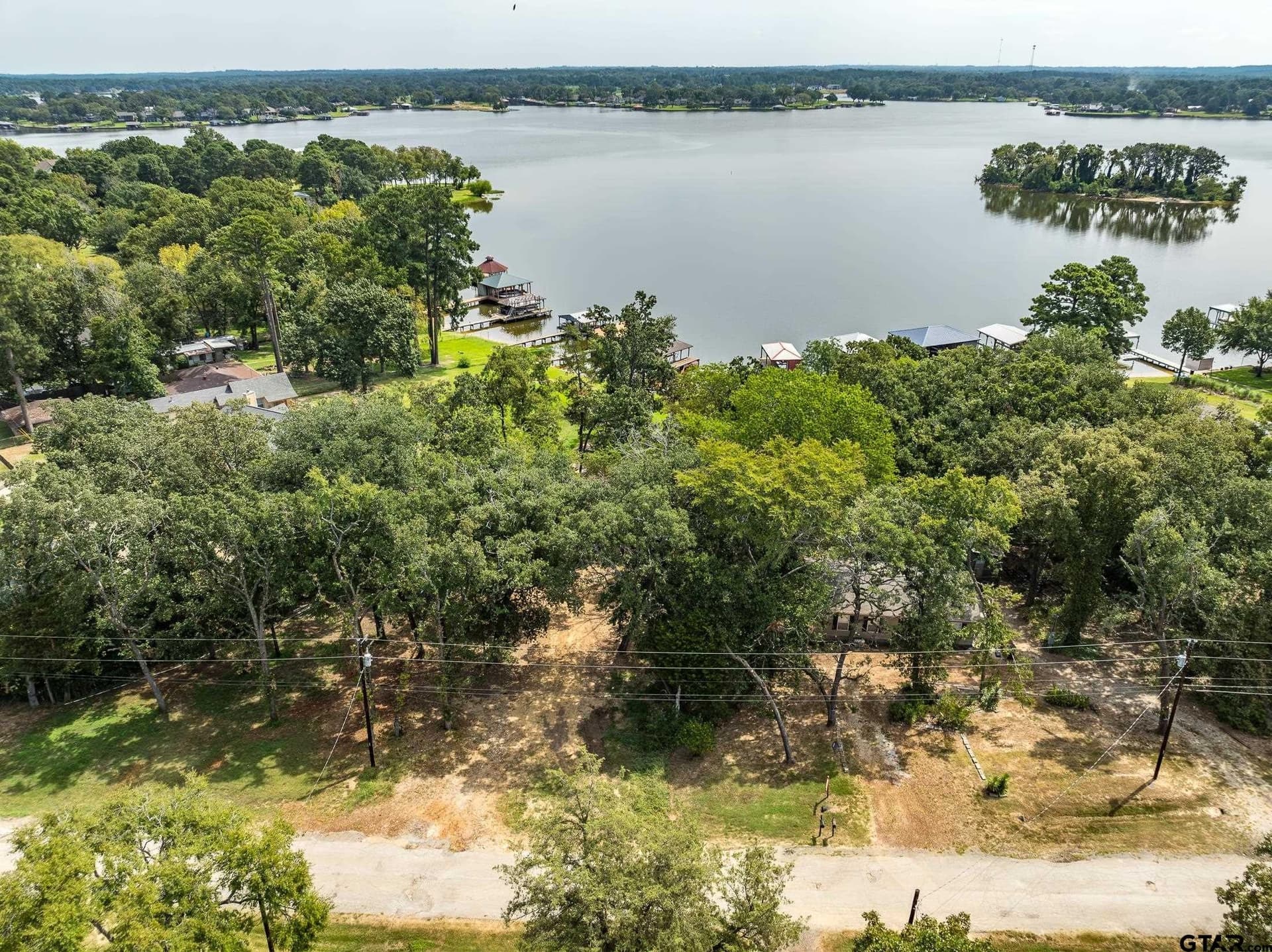 0.38 acres in Smith County gallery image 4