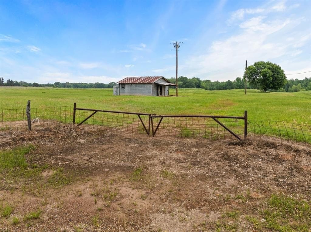 34.04 acres in Camp County gallery image 2