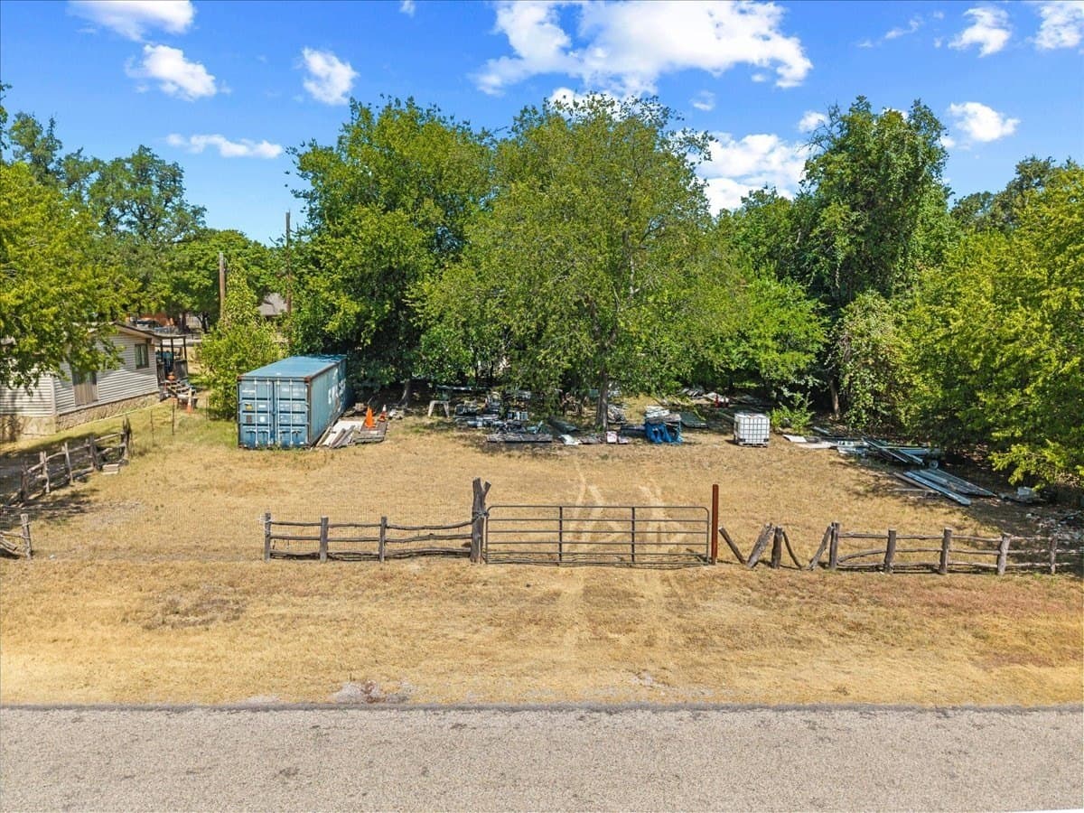 0.23 acres in Hood County