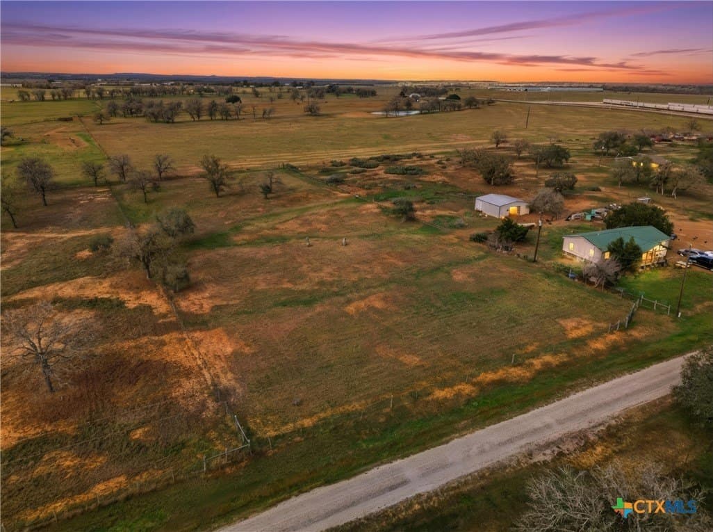 2.14 acres in Gonzales County