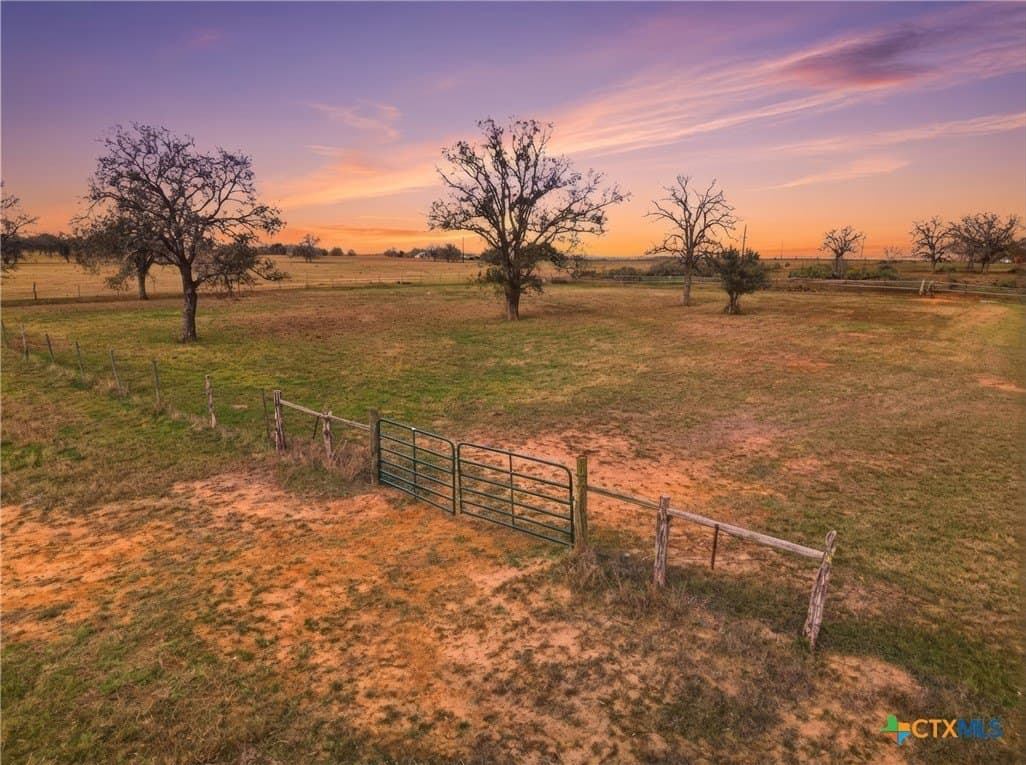 2.14 acres in Gonzales County - photo 3