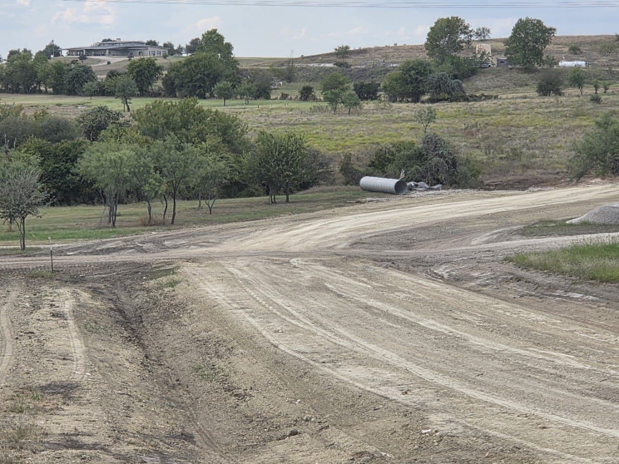 1.79 acres in Tarrant County - photo 2