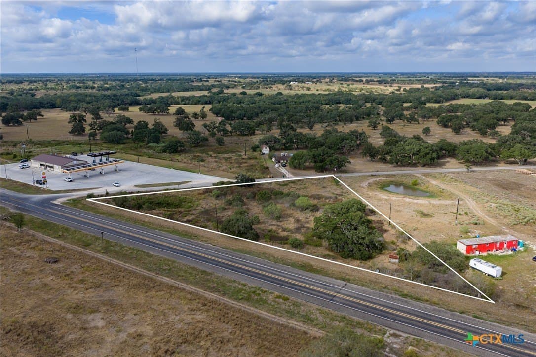 1.75 acres in Lavaca County - photo 16