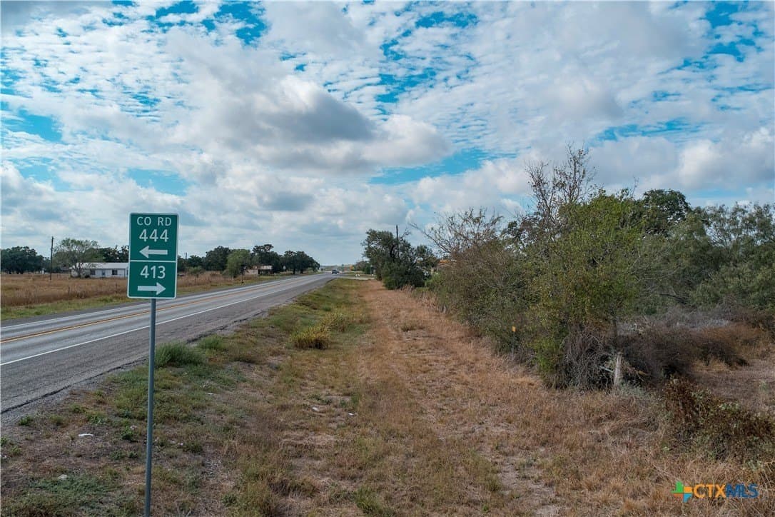1.75 acres in Lavaca County - photo 9