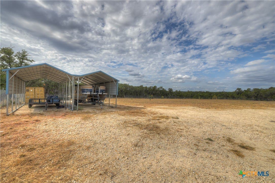 2.63 acres in Comal County gallery image 4