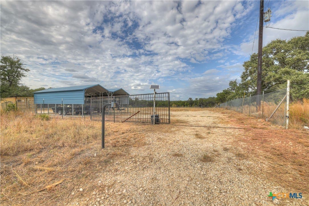 2.63 acres in Comal County gallery image 2