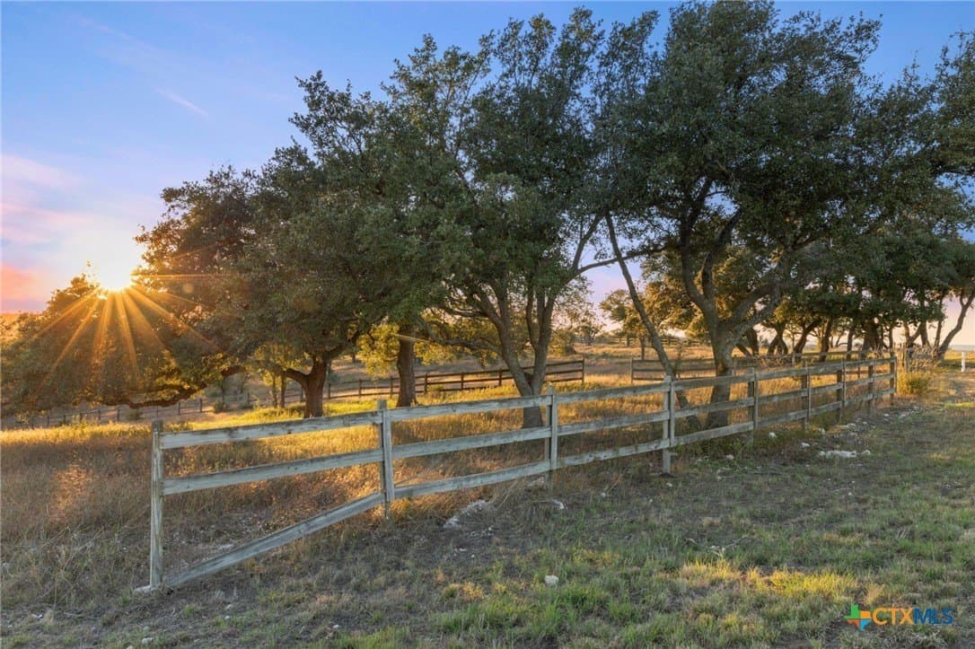 22.14 acres in Travis County - photo 8