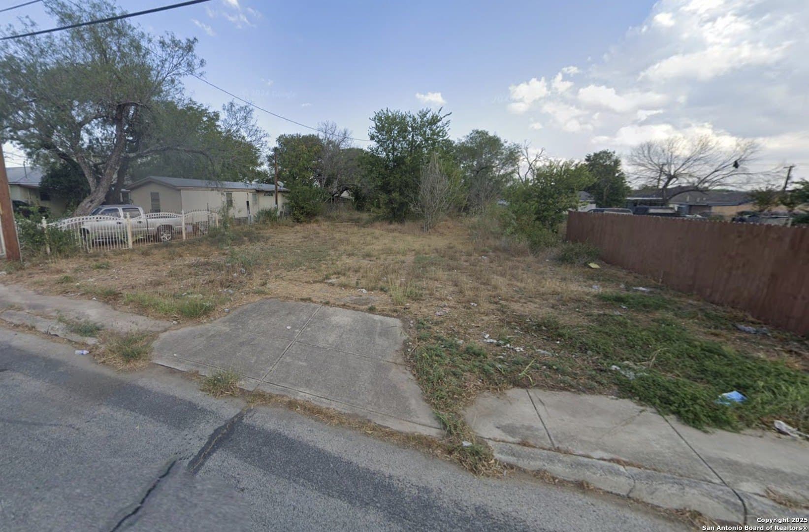 0.19 acres in Bexar County gallery image 4