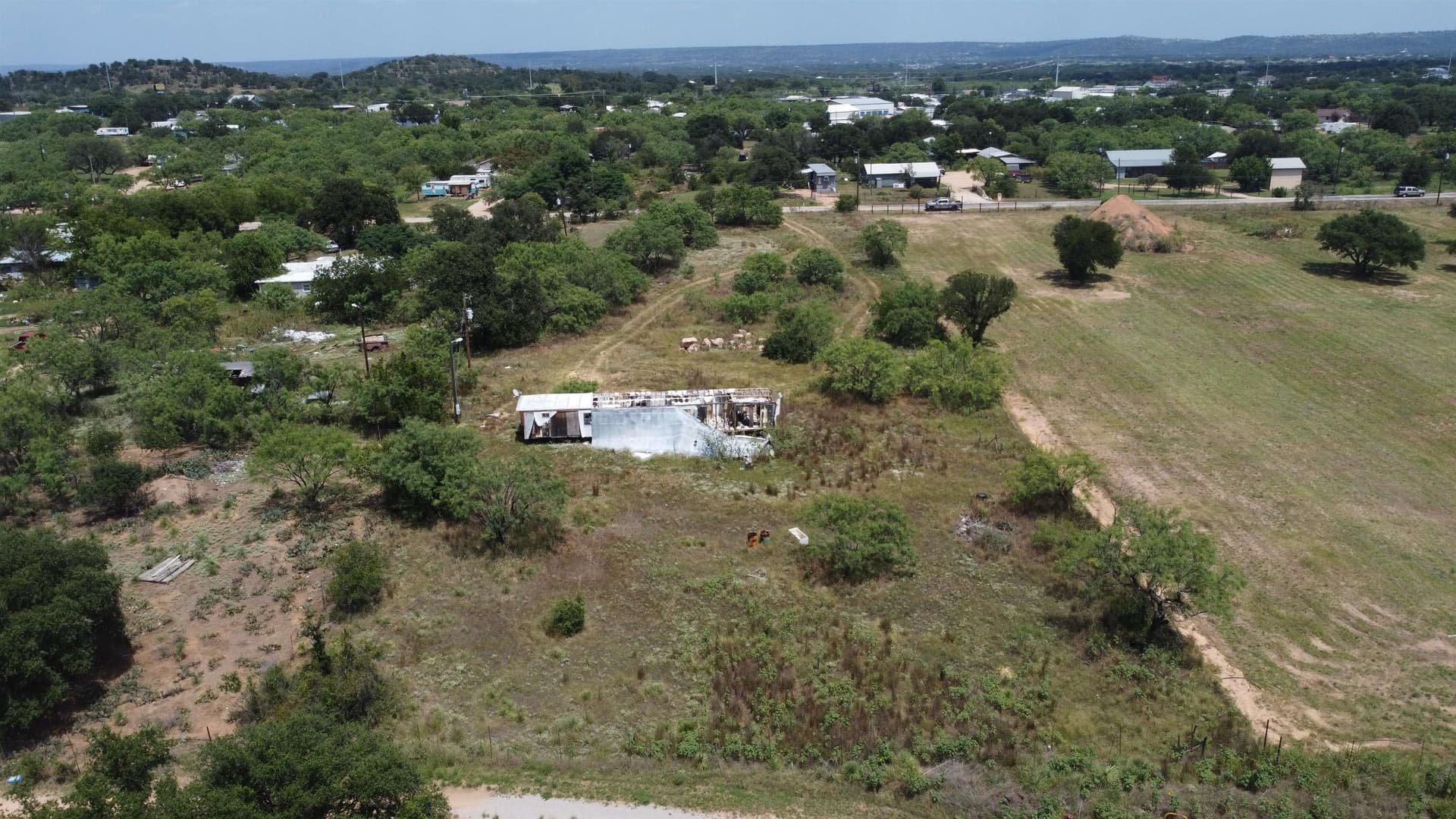 1.66 acres in Llano County gallery image 3