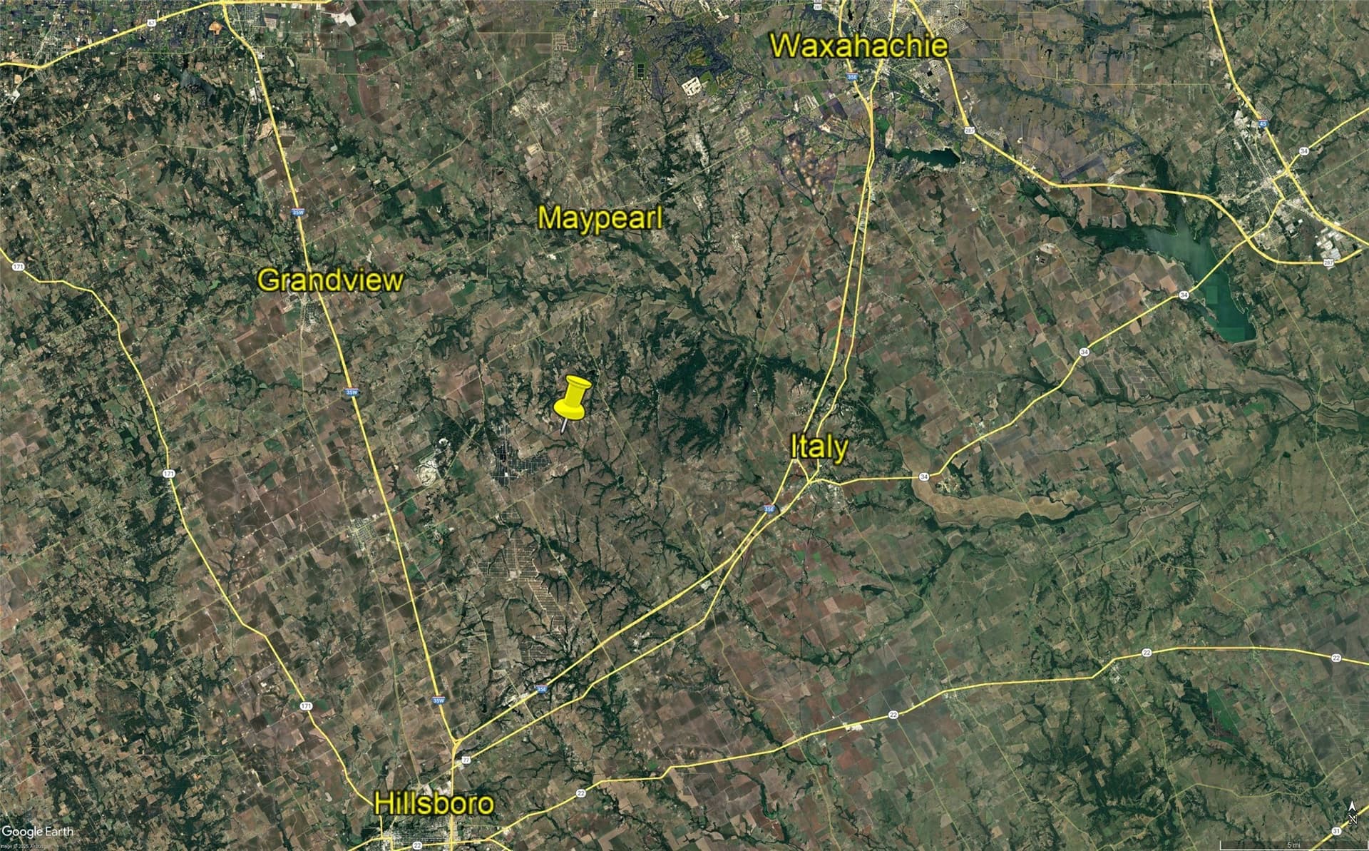 11.71 acres in Ellis County - photo 2