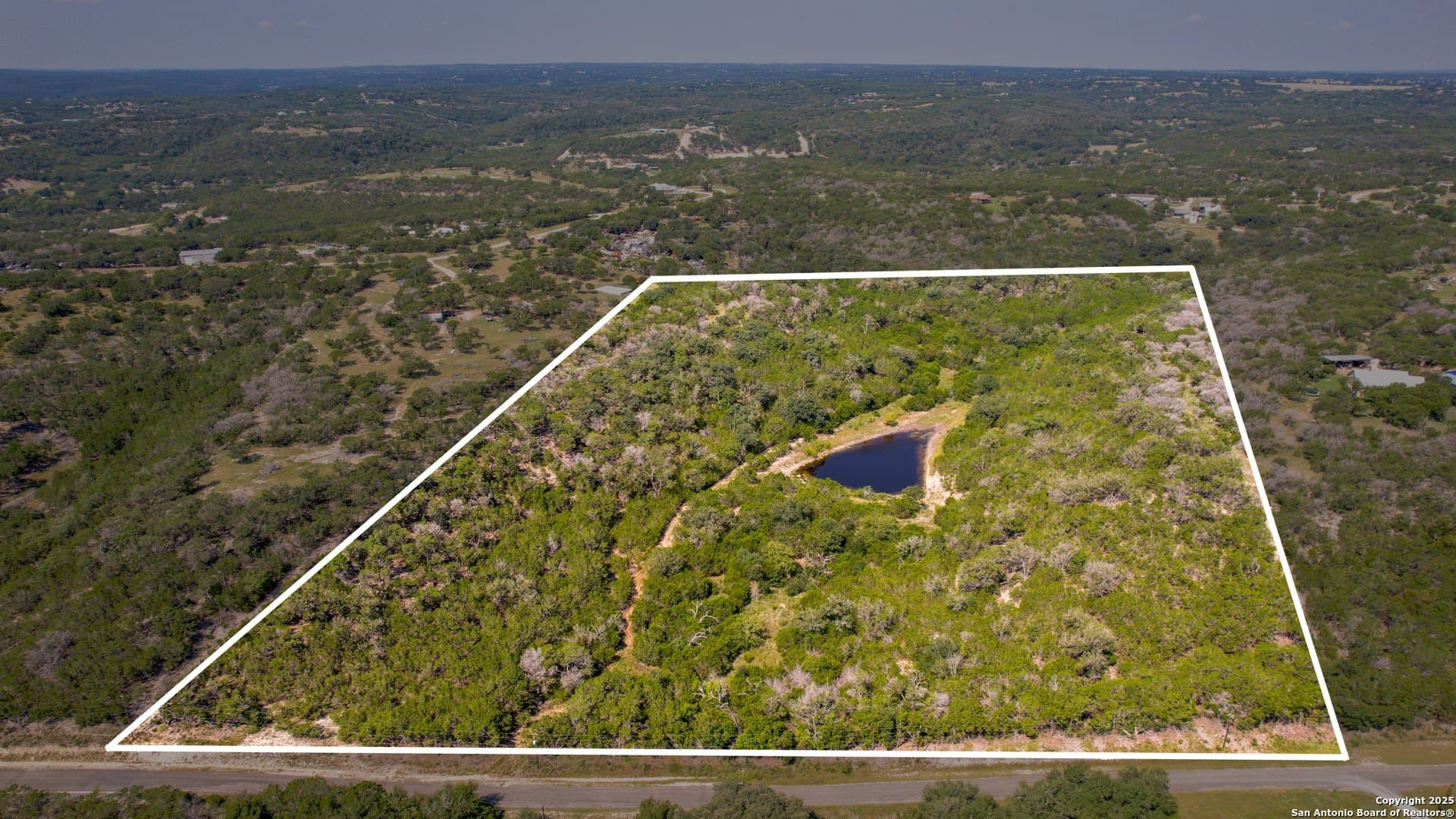 16.77 acres in Kerr County - photo 2