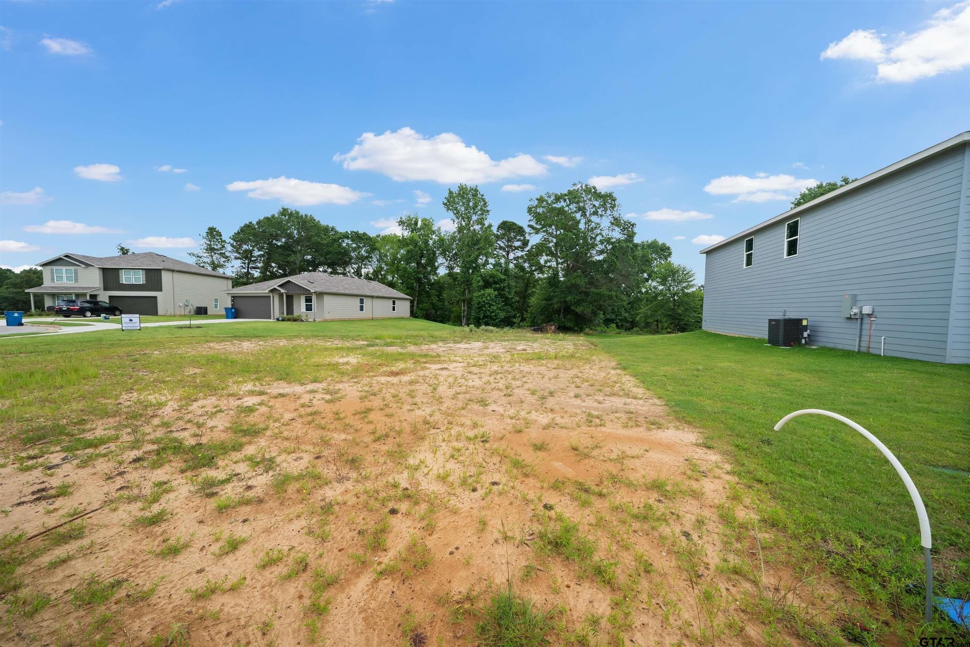 0.41 acres in Henderson County - photo 9