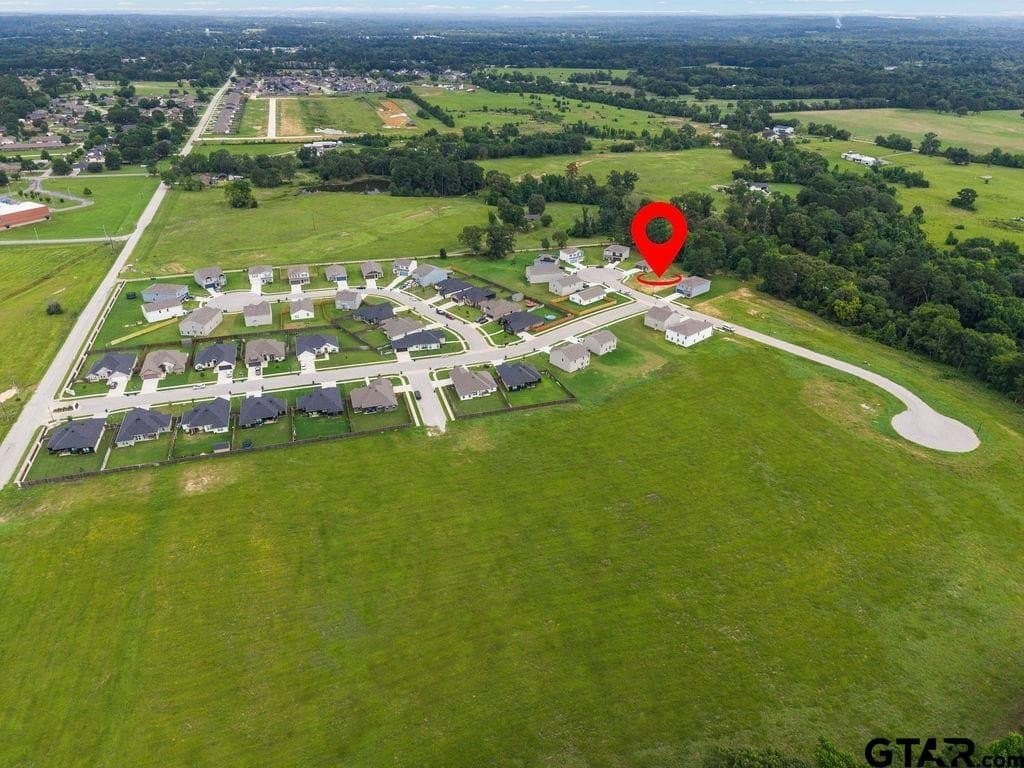 0.41 acres in Henderson County gallery image 2