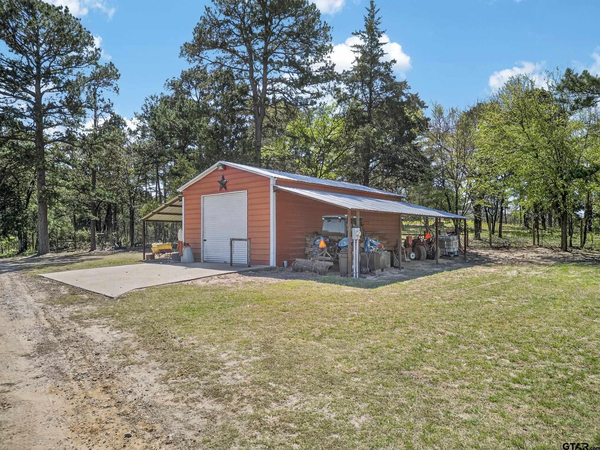 24.82 acres in Smith County gallery image 2