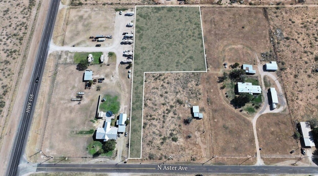 2.5 acres in Ector County gallery image 2