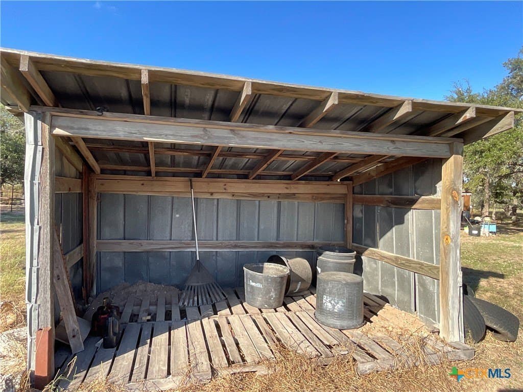 10.28 acres in DeWitt County - photo 14