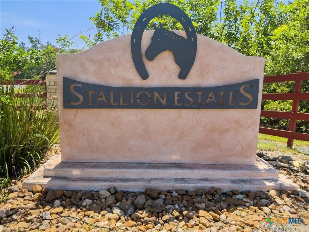 4.75 acres in Comal County - photo 31