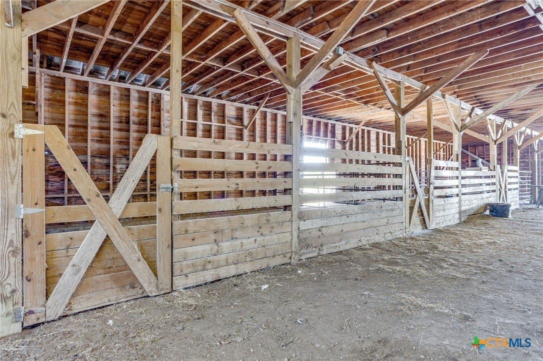30 acres in Hamilton County - photo 22