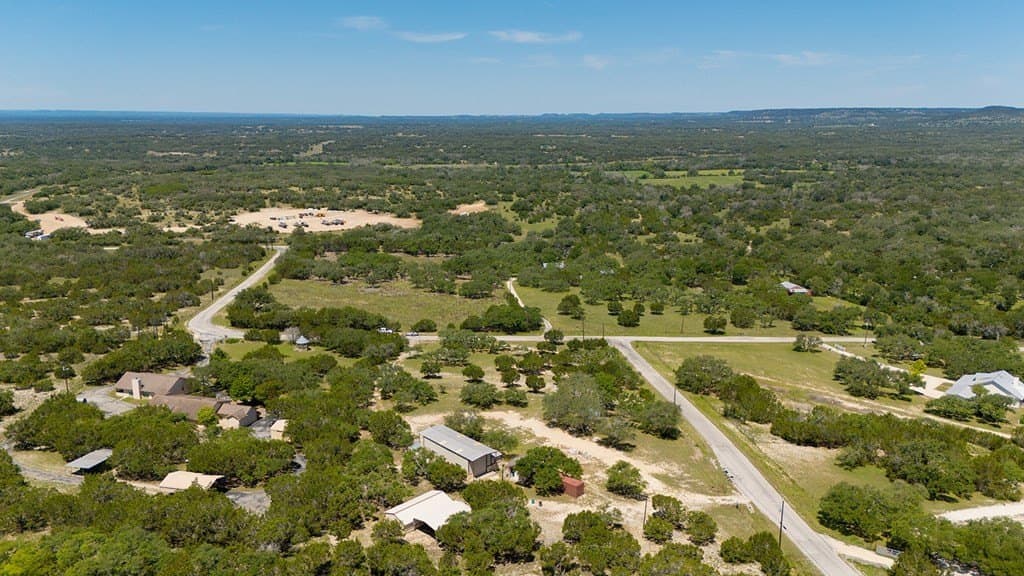 2.91 acres in Kendall County gallery image 4