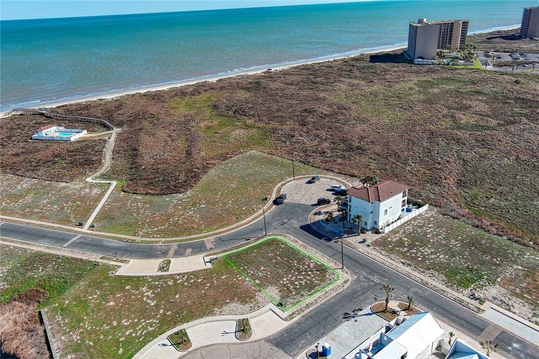 0.11 acres in Nueces County - photo 7