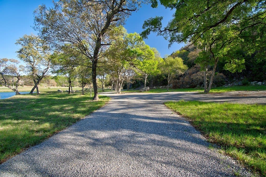3.07 acres in Gillespie County - photo 9