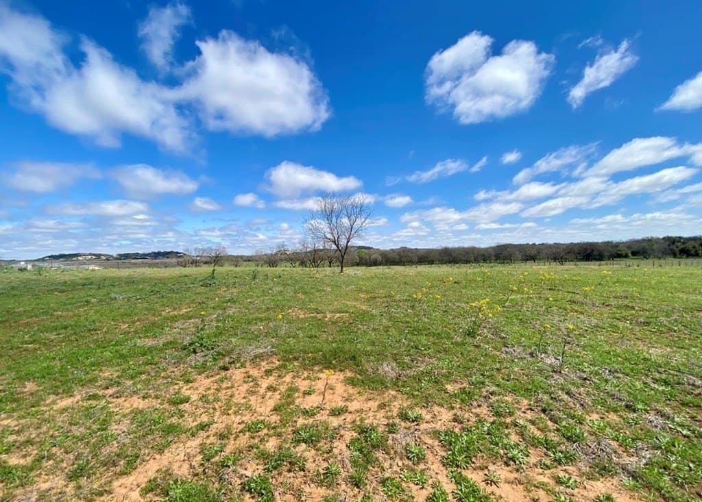 5.01 acres in Gillespie County - photo 7