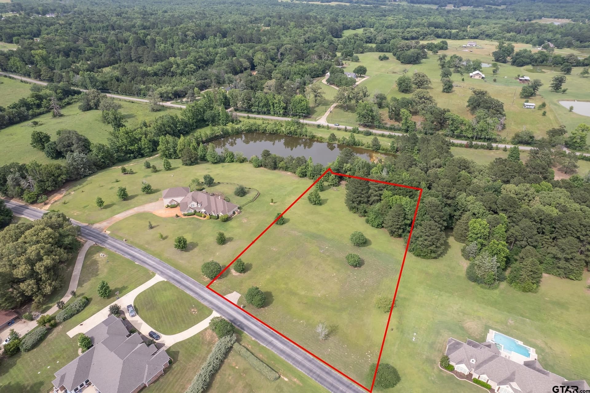 2.58 acres in Smith County gallery image 4