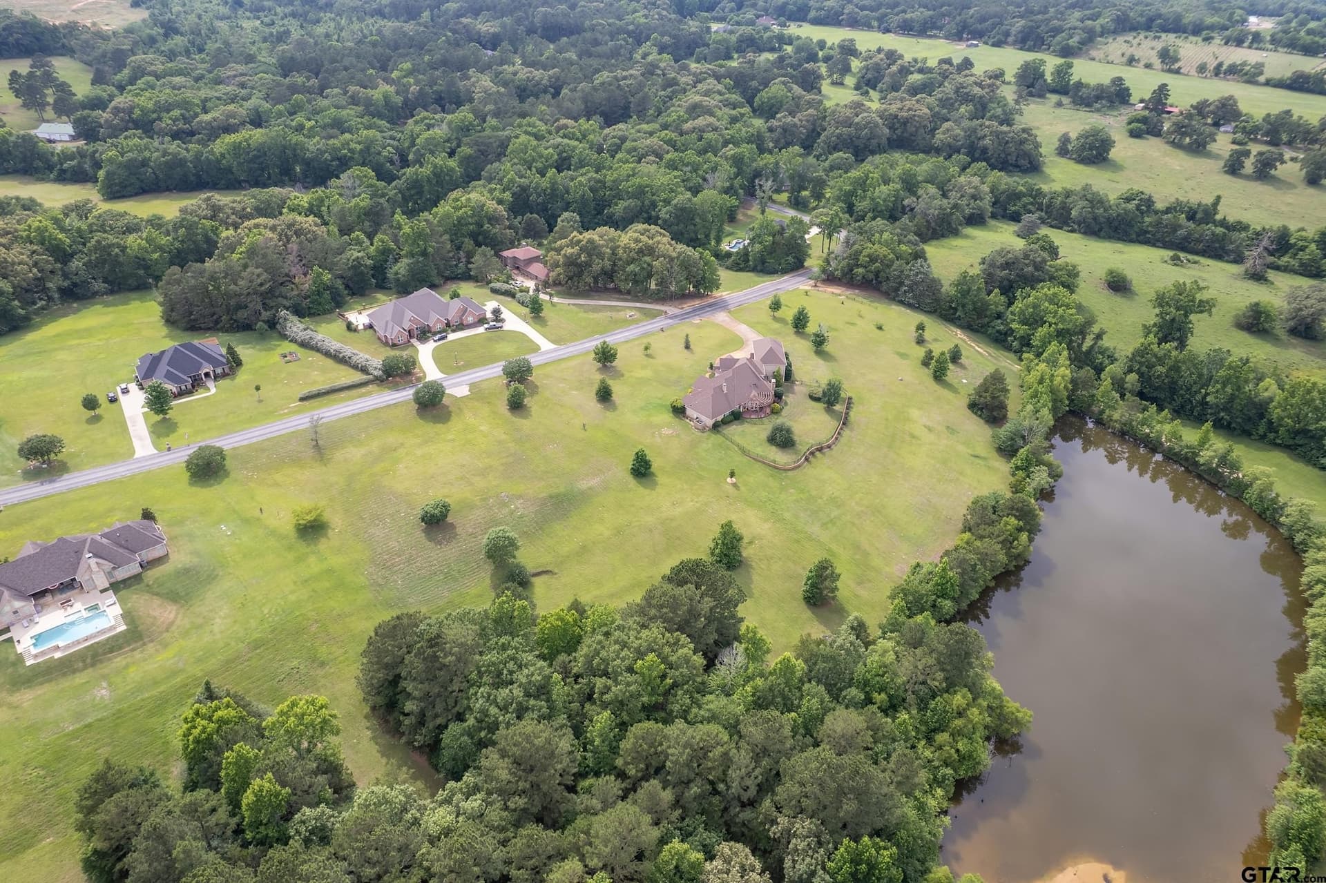 2.58 acres in Smith County featured view