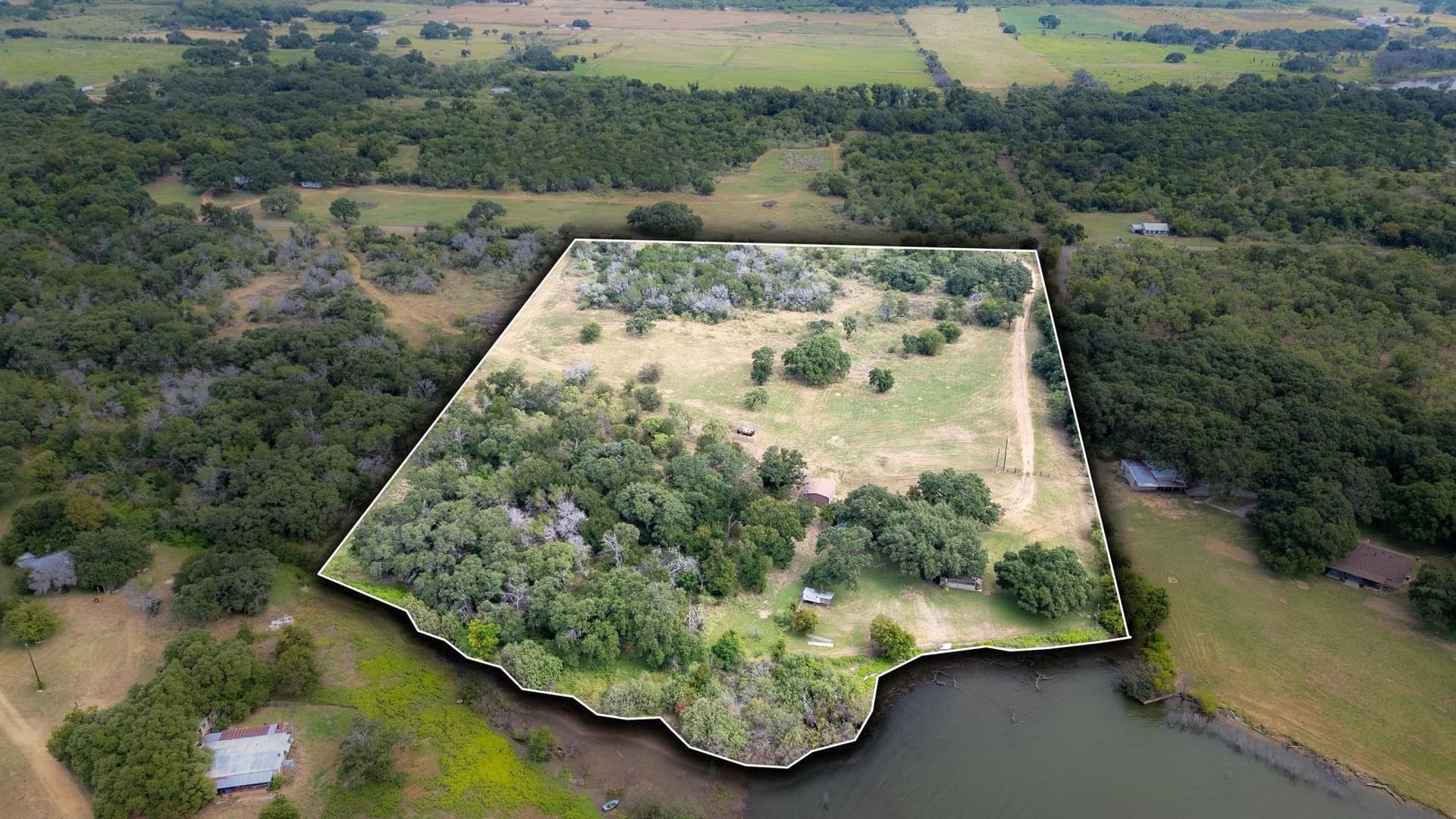 12.3 acres in Llano County - photo 4