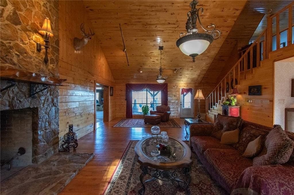 15.99 acres in McLennan County gallery image 3