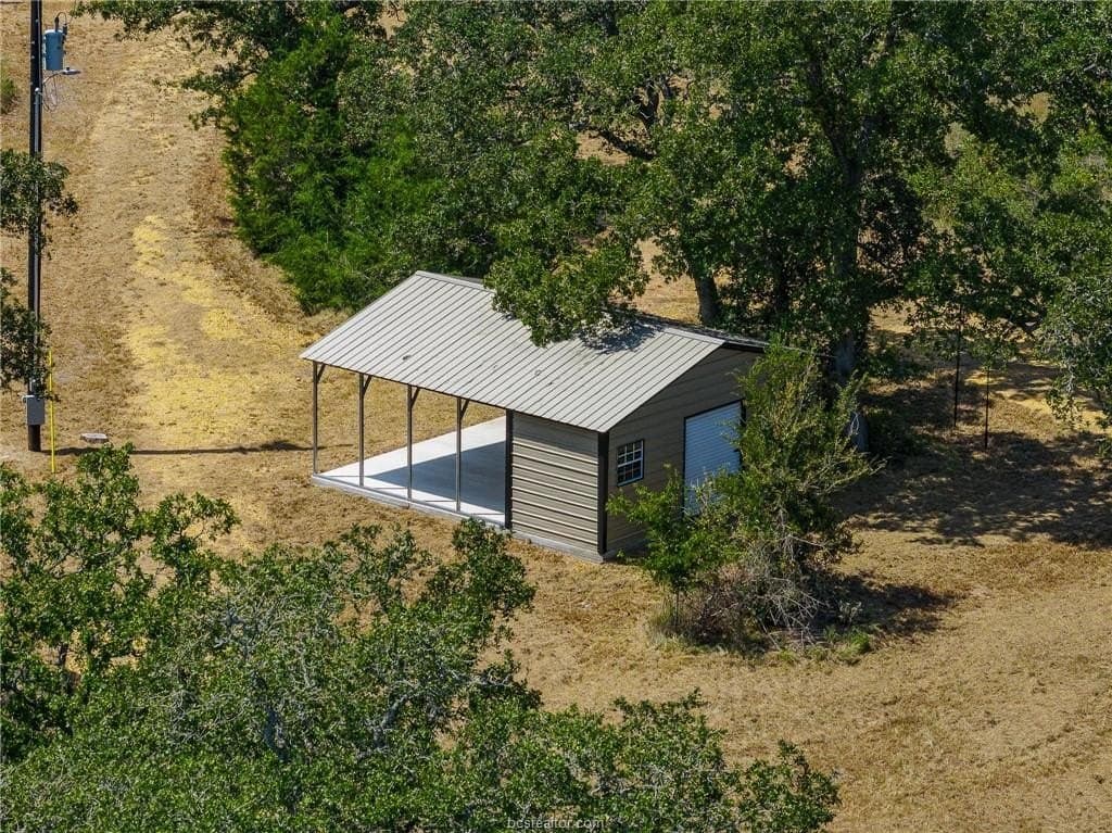 7.97 acres in Burleson County - photo 24