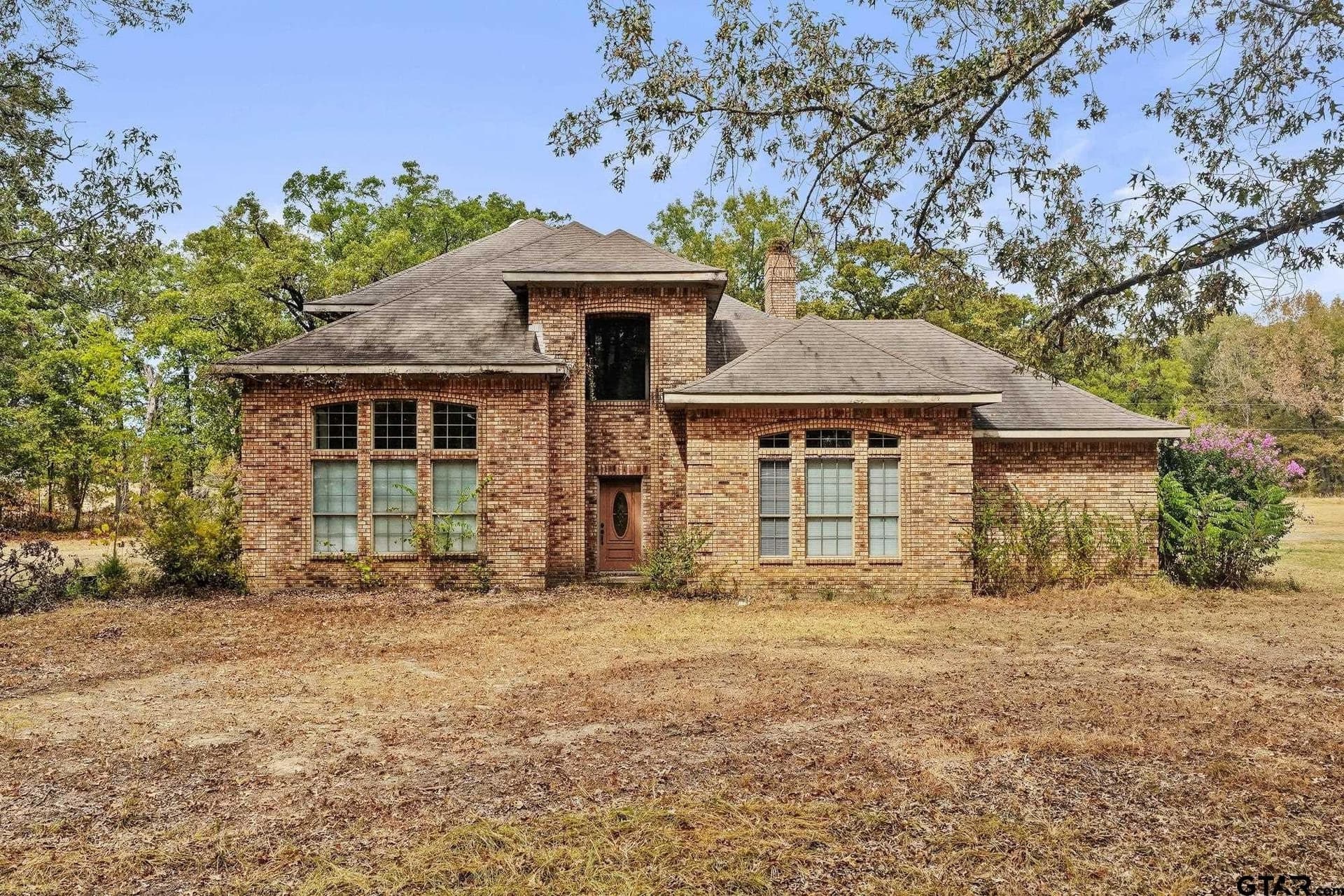 17 acres in Titus County