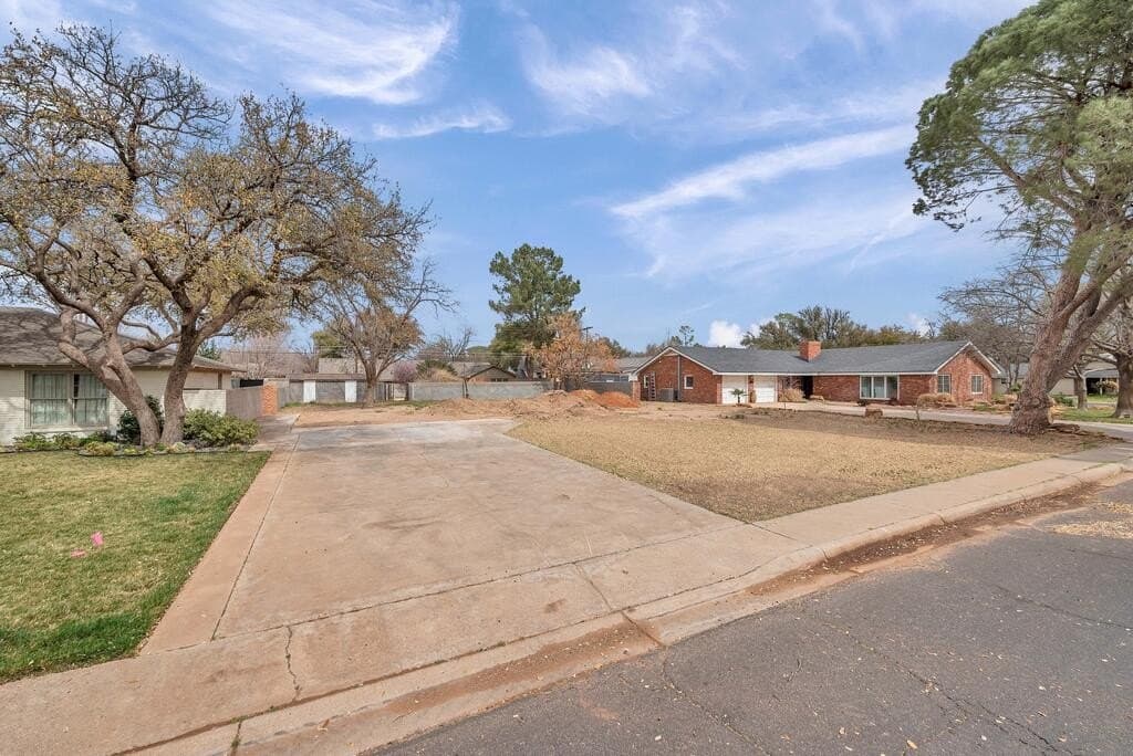 0.27 acres in Midland County - photo 3