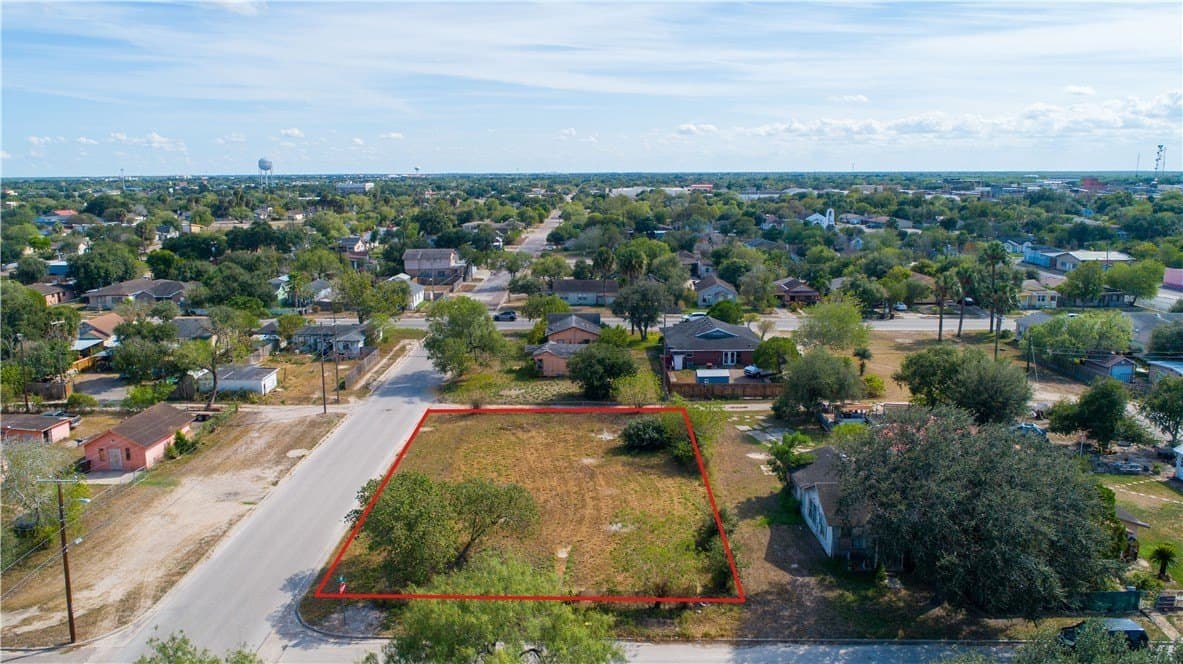 0.24 acres in Kleberg County - photo 11