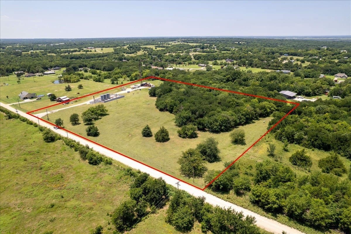 9.11 acres in Grayson County