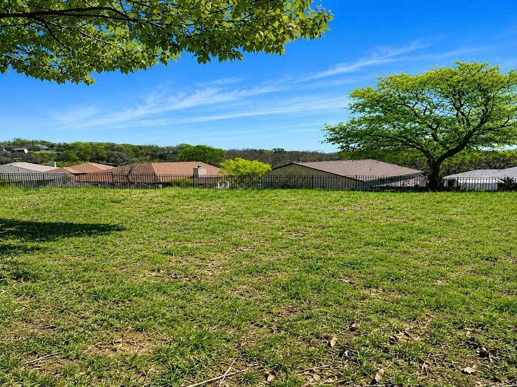 0.21 acres in Kerr County gallery image 3