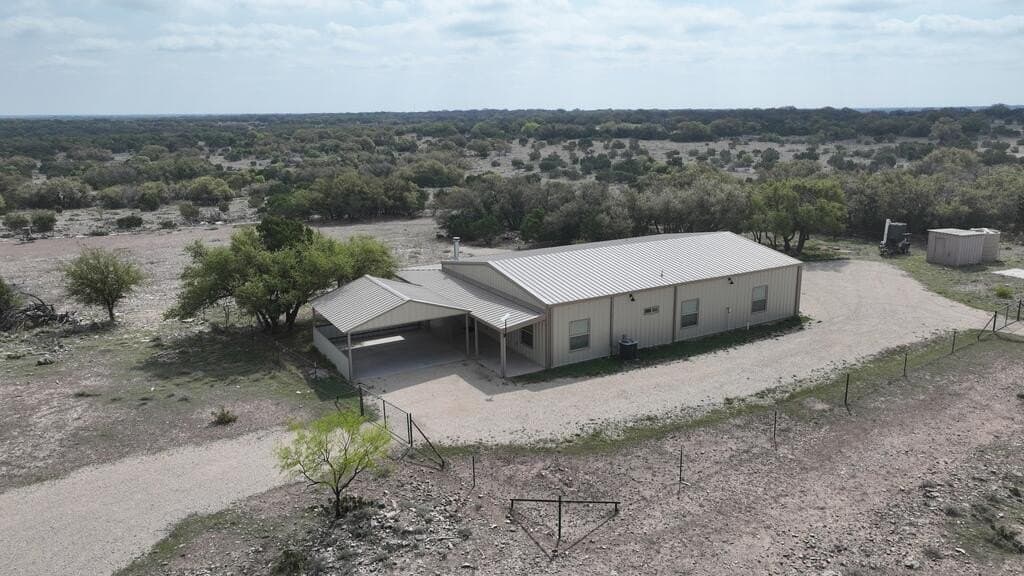 197.23 acres in Sutton County