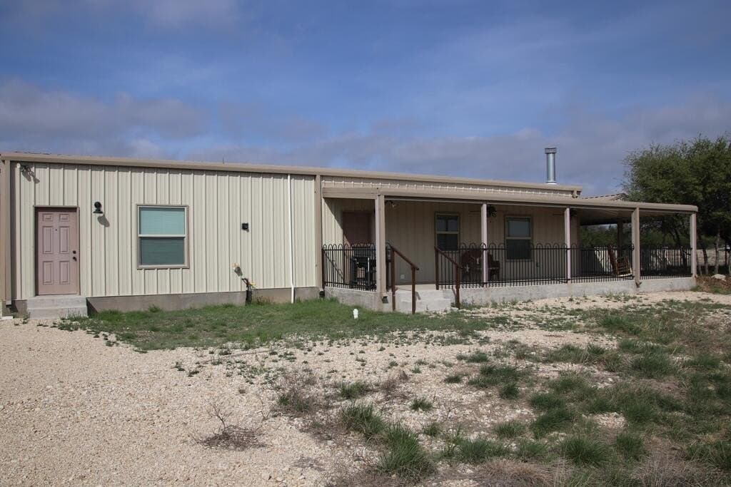 197.23 acres in Sutton County - photo 17