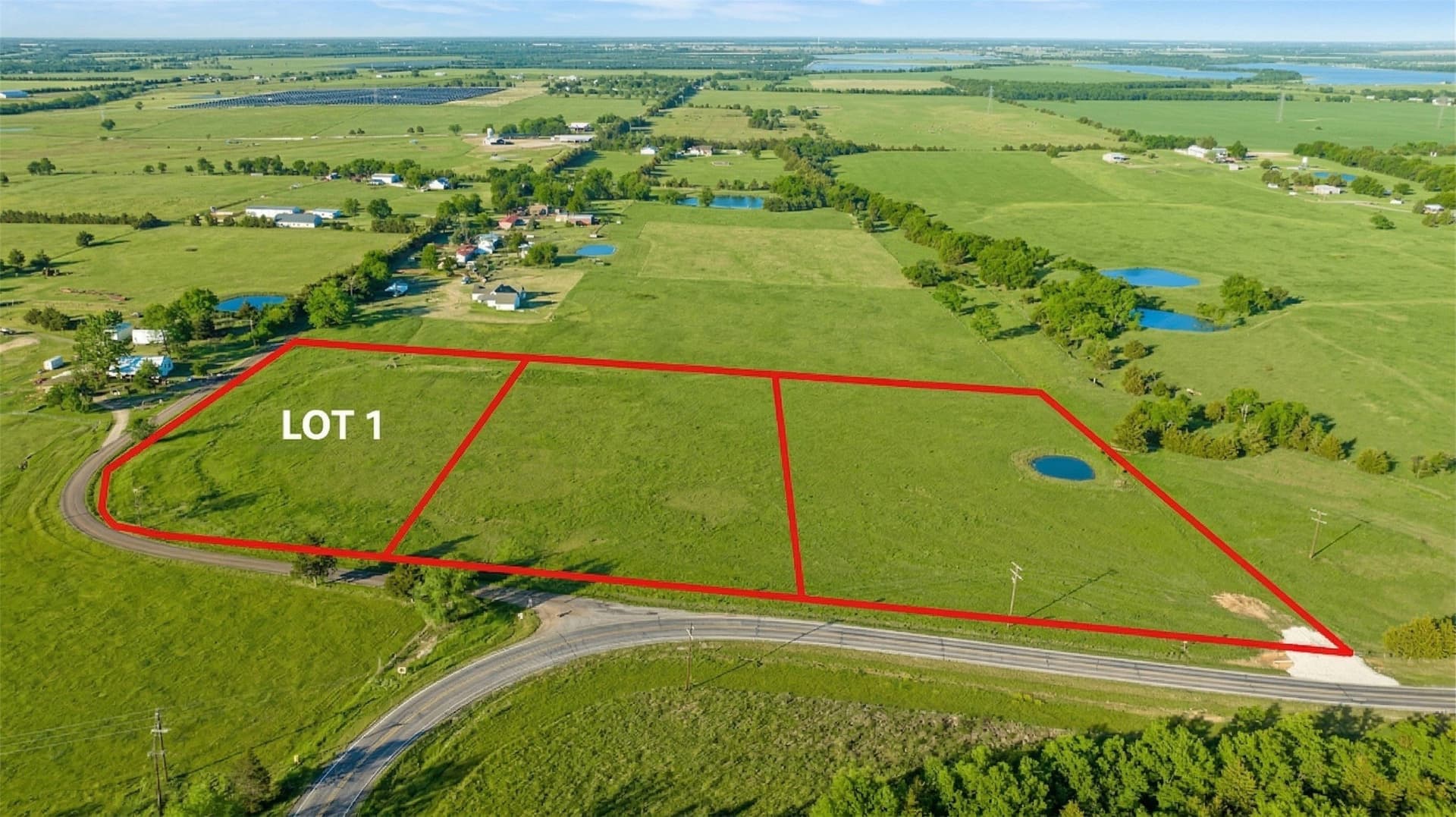 2.12 acres in Lamar County gallery image 2