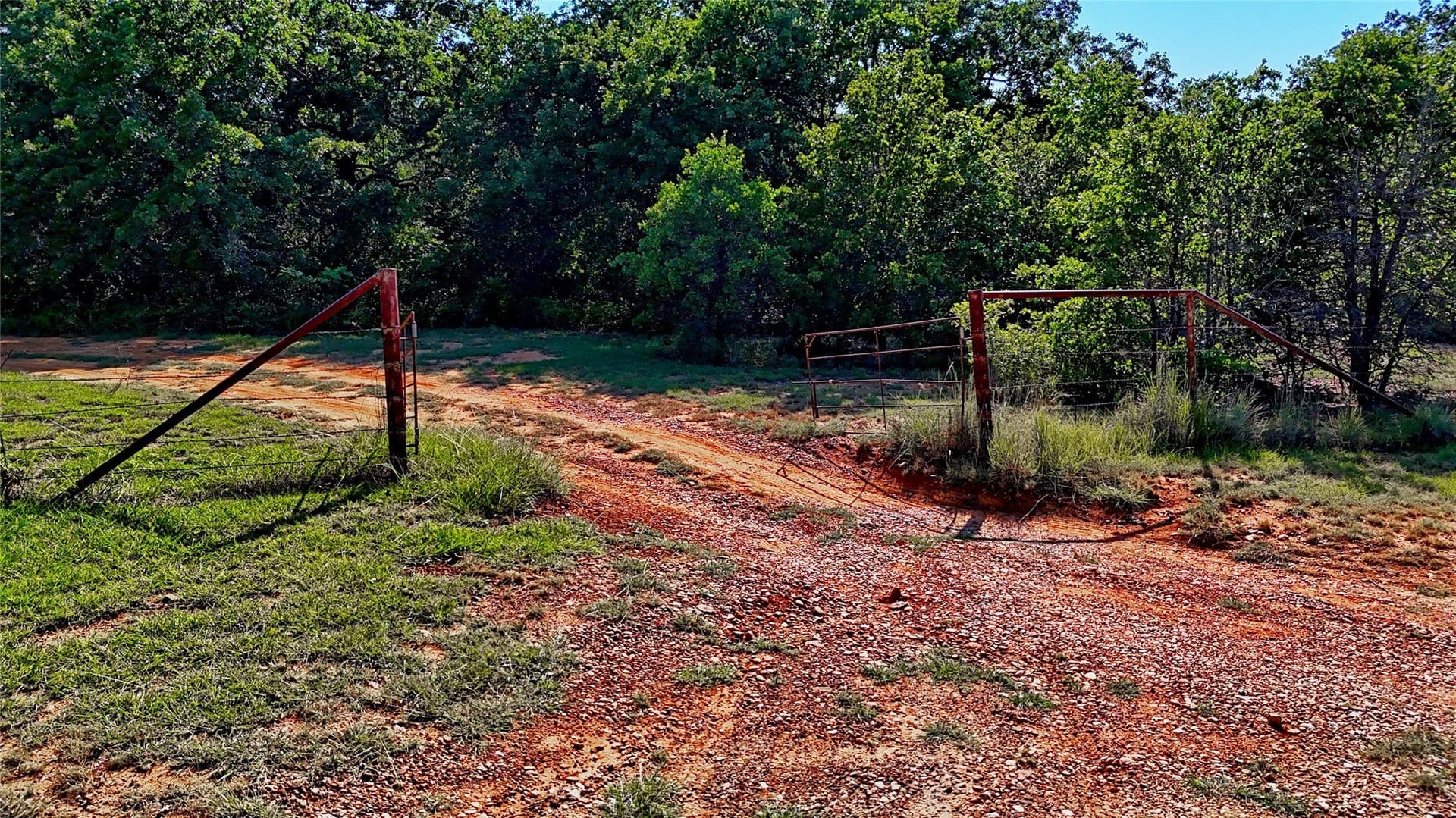 21.05 acres in Montague County - photo 14