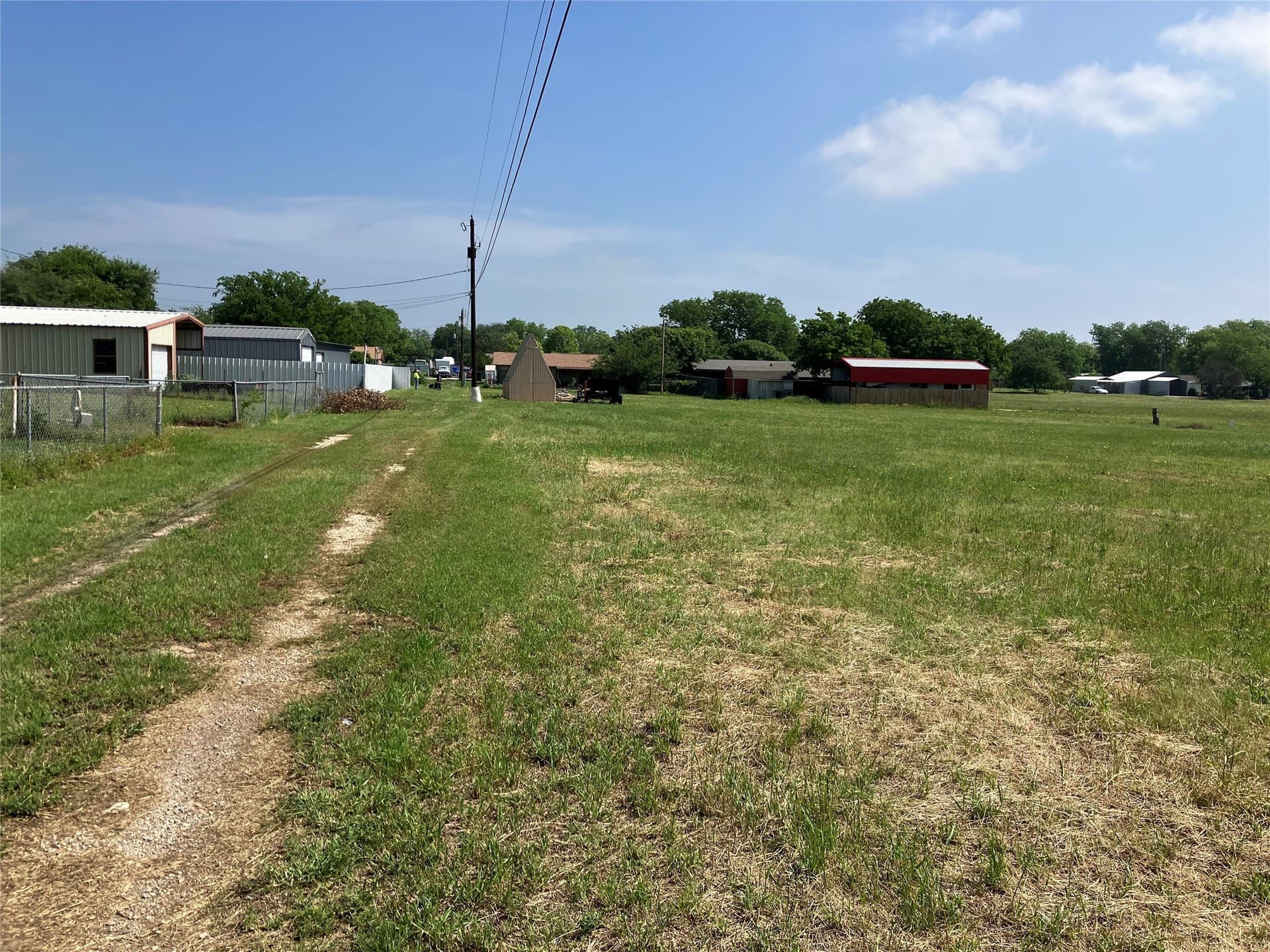 2 acres in Erath County - photo 4