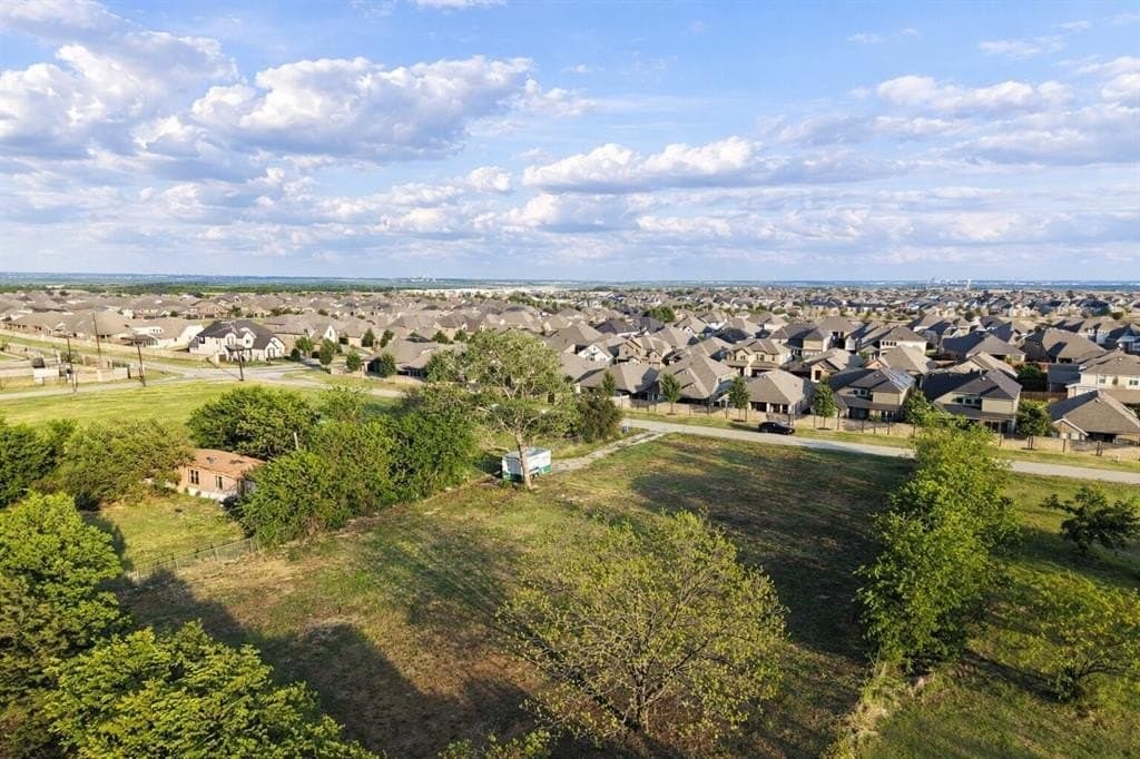 1 acres in Johnson County gallery image 4