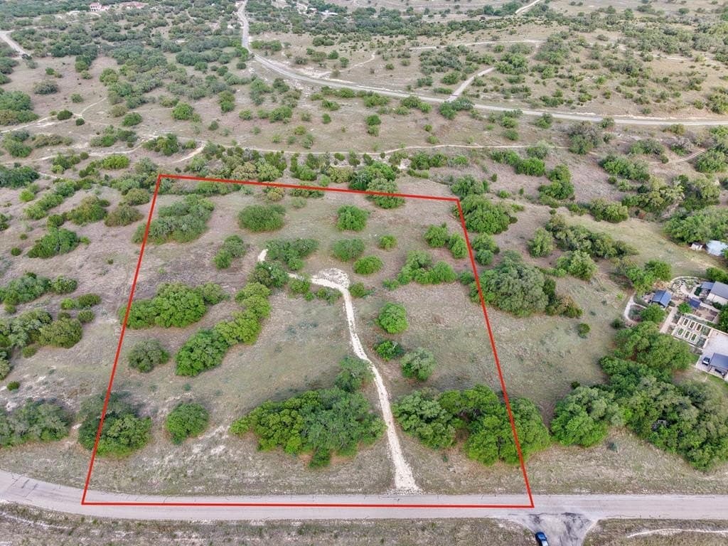 7.01 acres in Blanco County gallery image 3