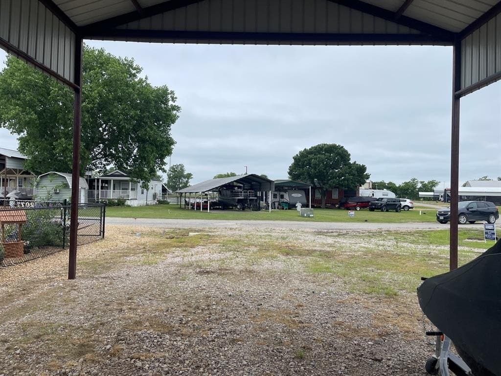 0.11 acres in Navarro County gallery image 4