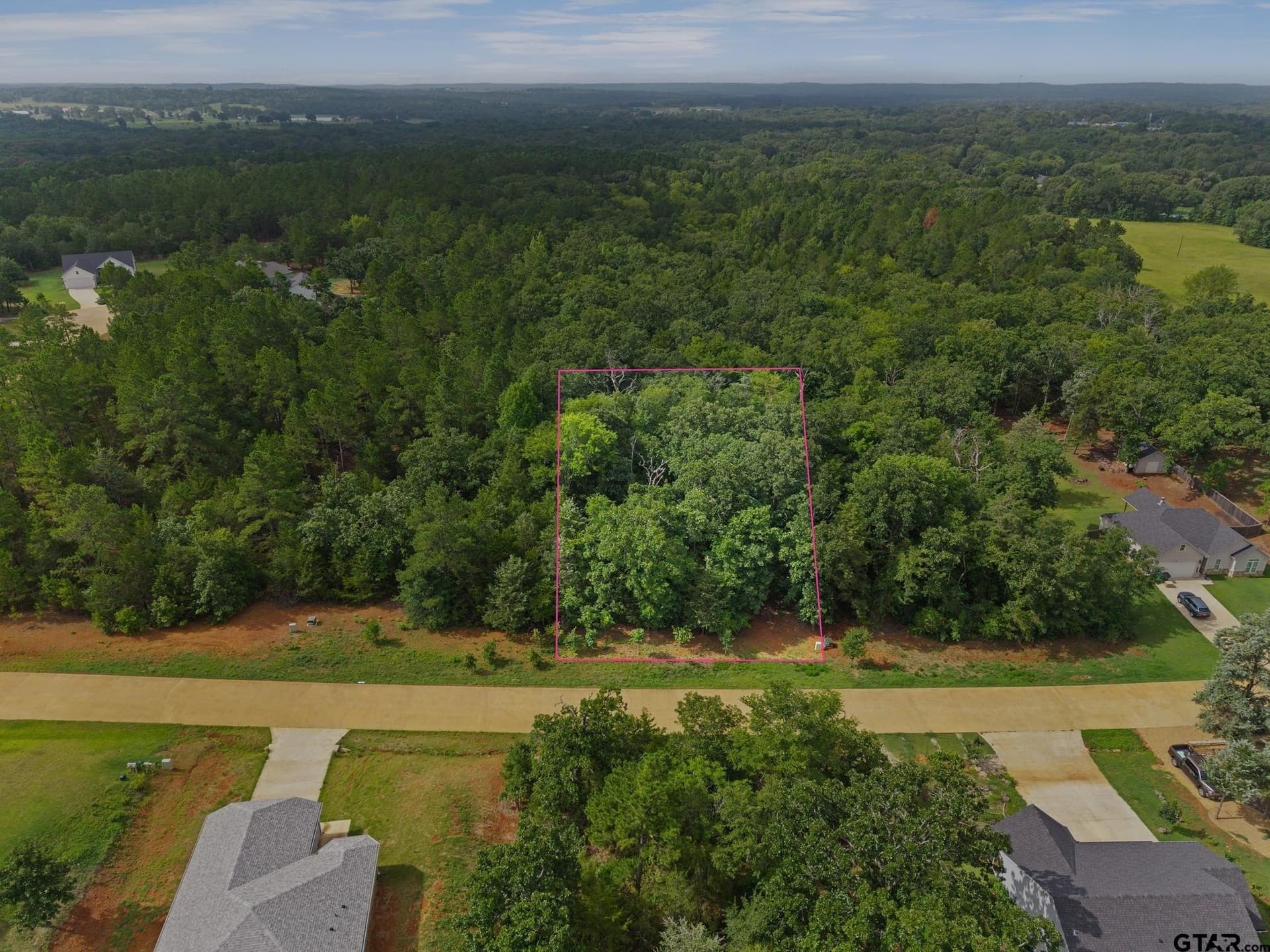 0.5 acres in Smith County - photo 3