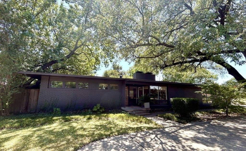 0.37 acres in Dallas County