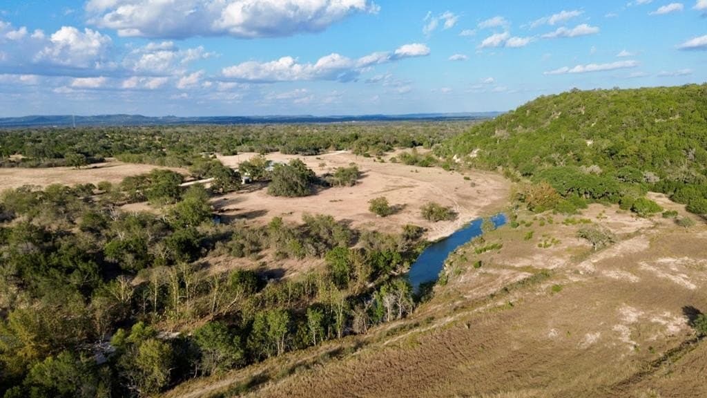 10 acres in Bandera County