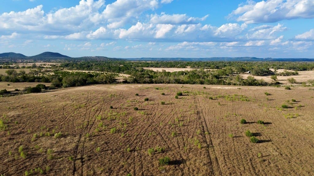 10 acres in Bandera County gallery image 4